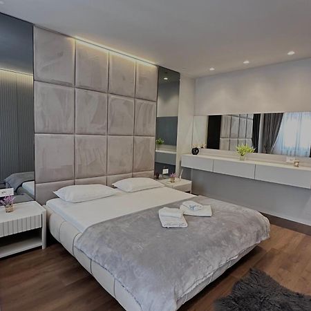 Frida Luxury Apartment Tirana Zewnętrze zdjęcie